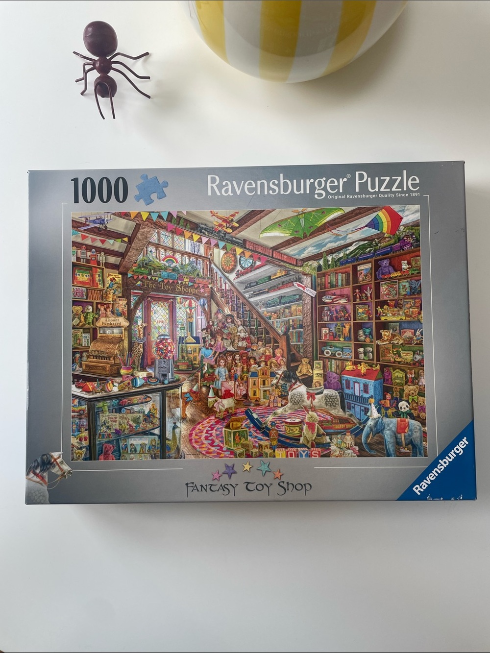 Ravensburger 1,000 Piece Fantasy Toy Shop Jigsaw Puzzle 🧩